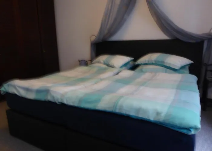 Inge Steinruecken Apartment